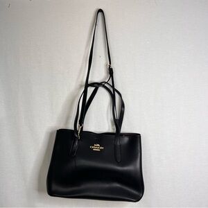 COACH Black Tote Bag Shoulder Bag- Excellent Pre Owned Condition Authentic